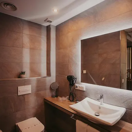 Hotel La Trobada Boutique 2*